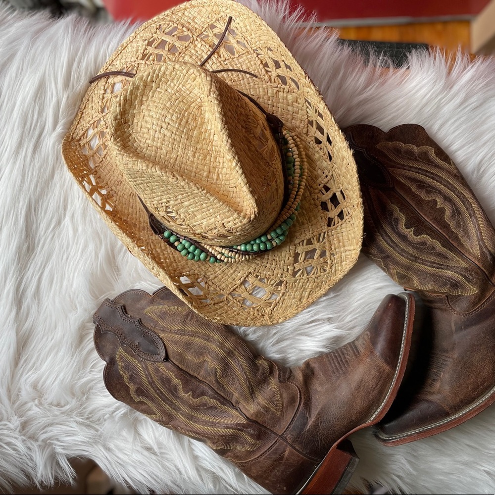 Authentic Straw Cowgirl Hat. Size Small.